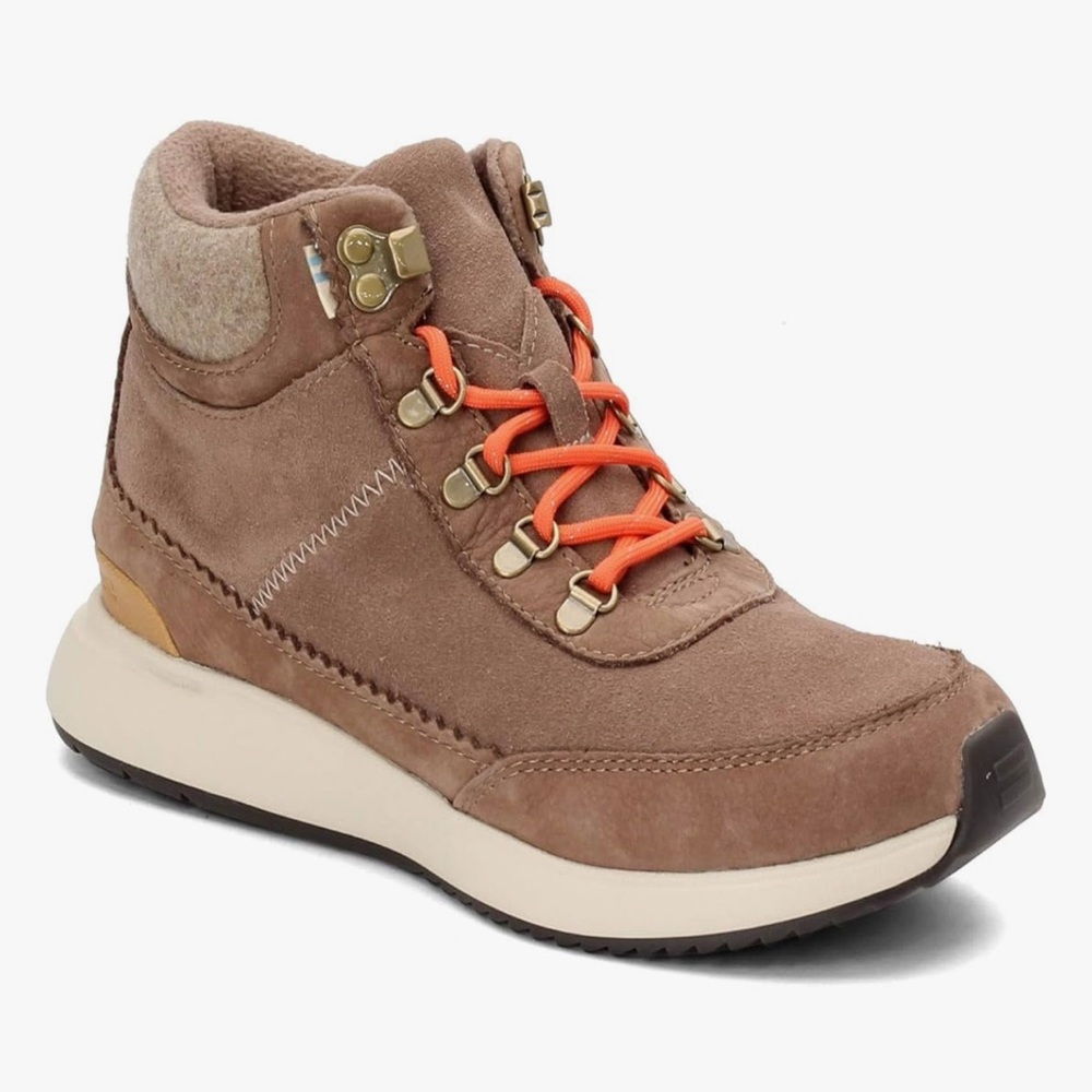 Toms CascadaOrtholite Eco x40 Hikjng boots NWT size 8 in taupe